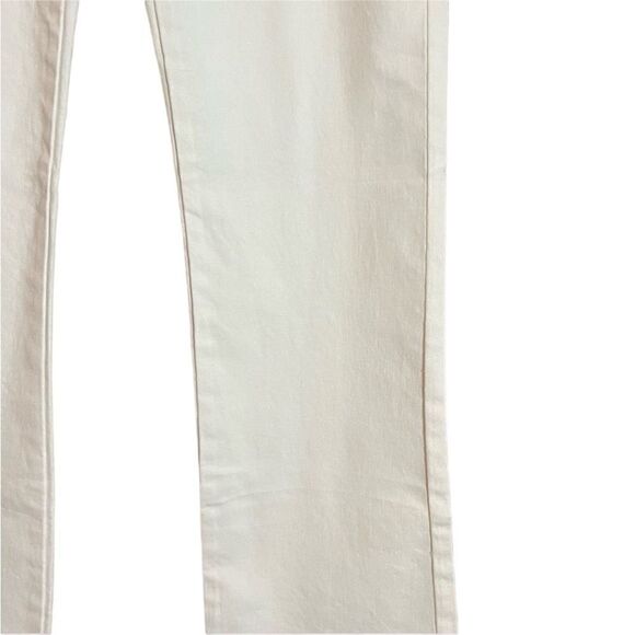 NWT! D2G white boot cut jeans. Size 4 petite - Picture 9 of 12